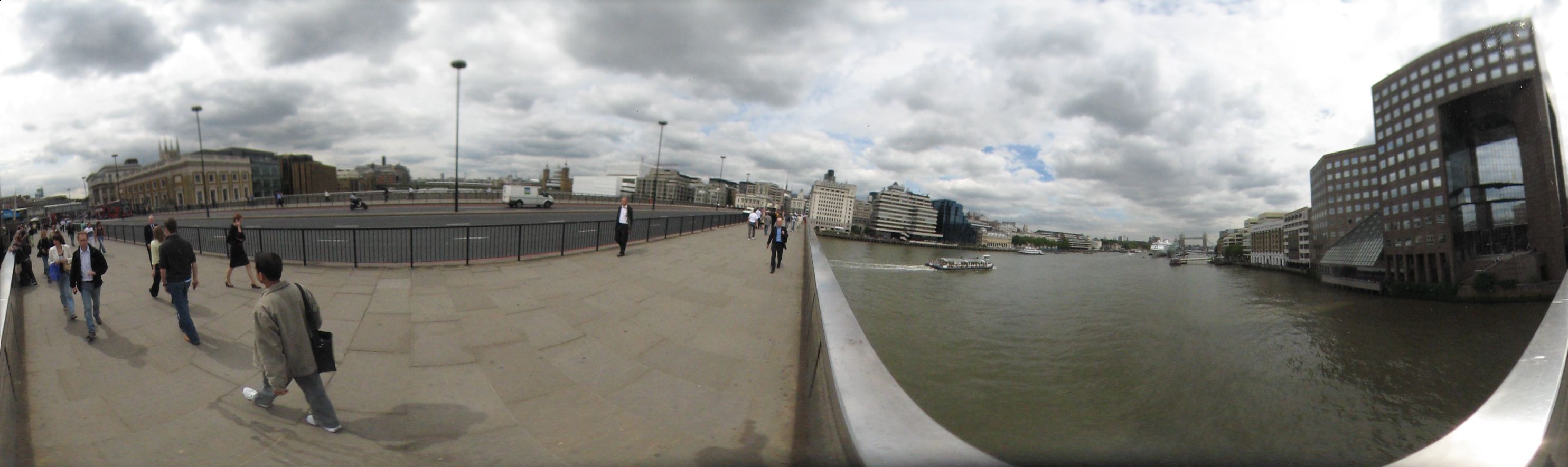 London, London Bridge, August 22 2006