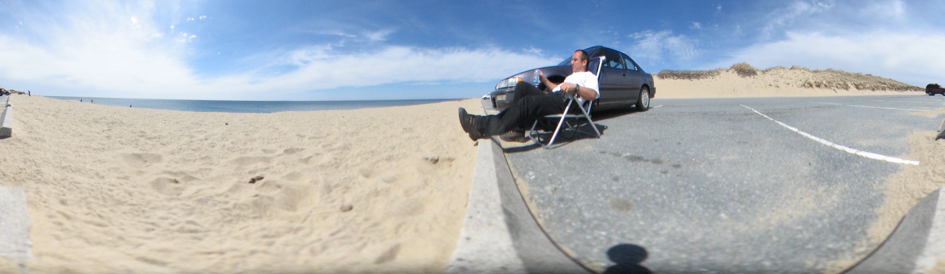 Cape: Oliver on chair